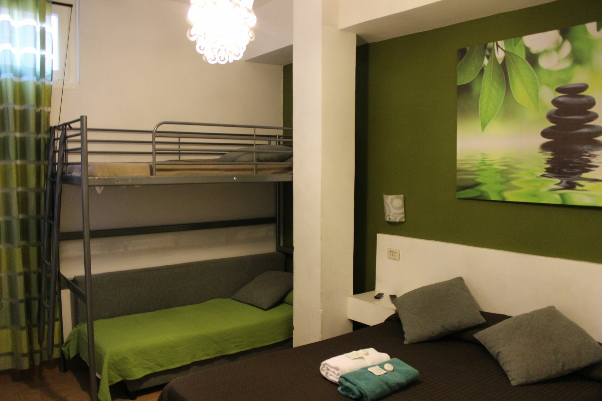Mr. Charlie Brown Hotel โรม ภายนอก รูปภาพ