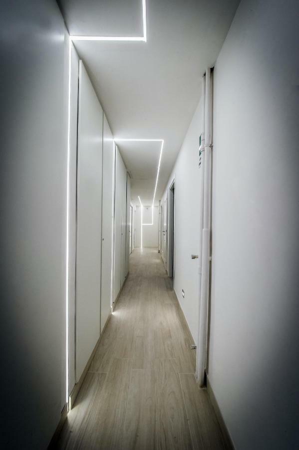 Mr. Charlie Brown Hotel โรม ภายนอก รูปภาพ